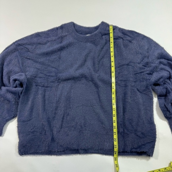 NWOT Aerie Flurry Crewneck Sweater Size XL Blue - Picture 8 of 9